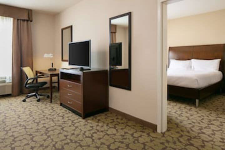 Room 46 of 120