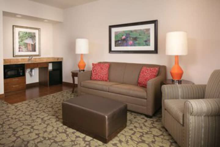 Room 73 of 120